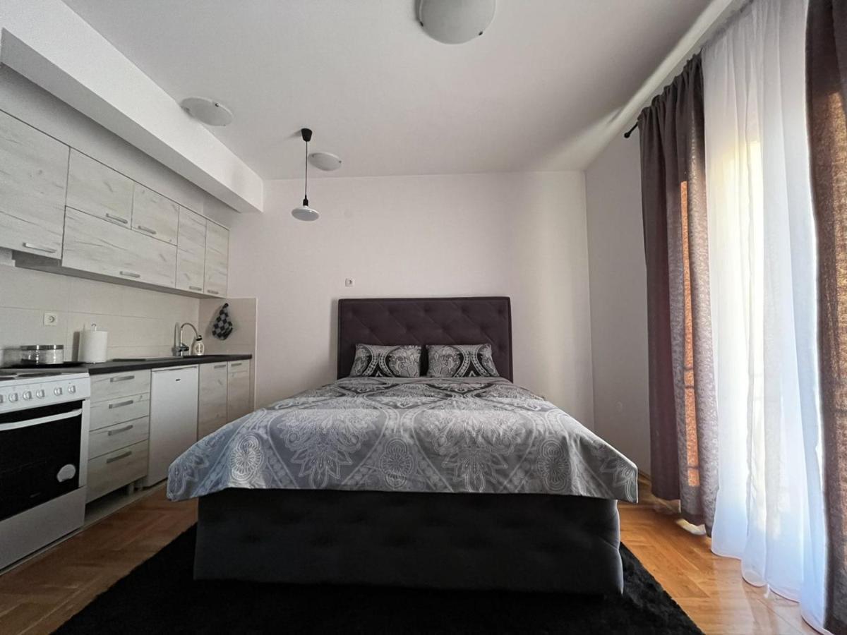 Studio Place 8 Podgorica Exterior foto