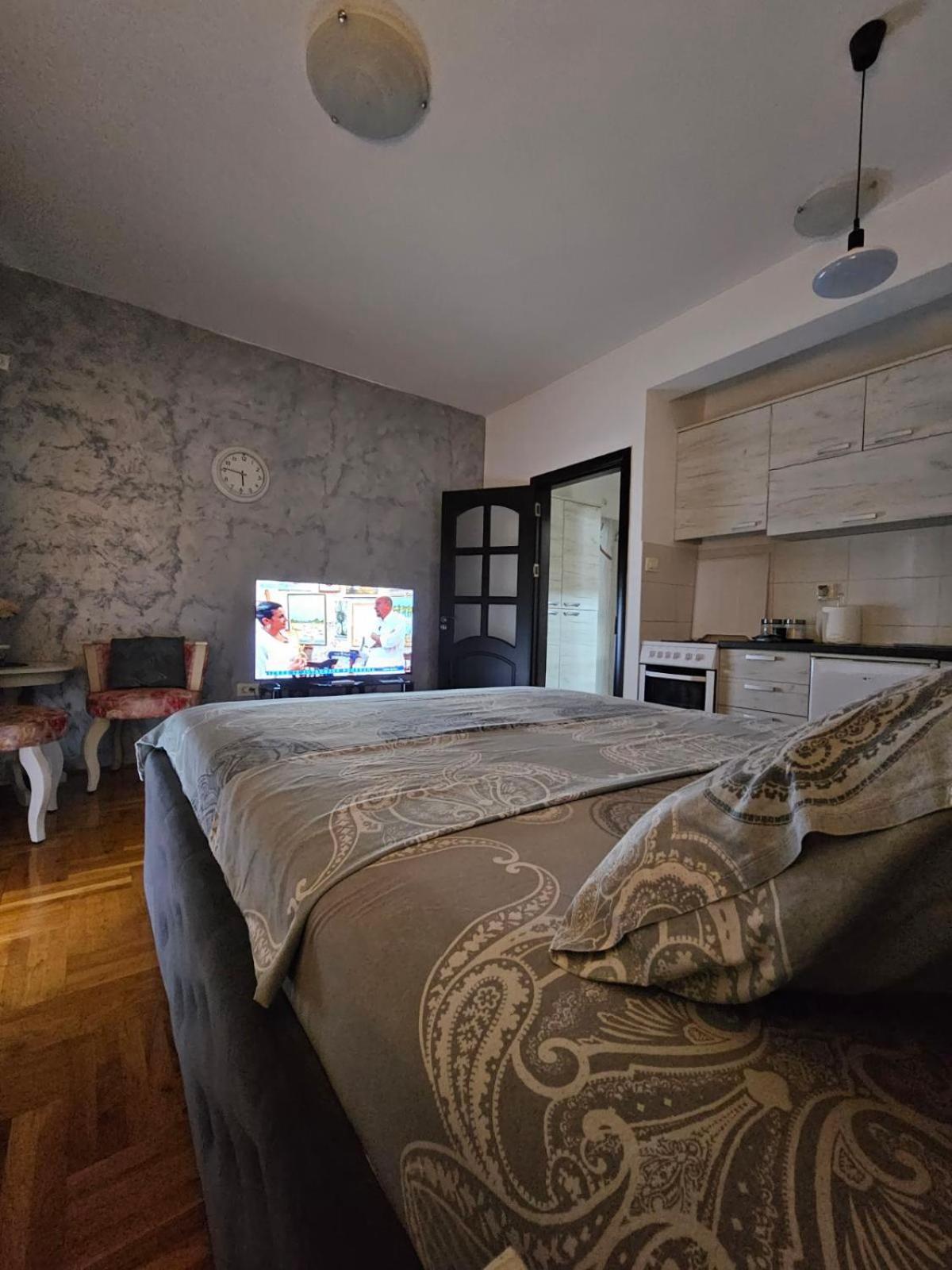 Studio Place 8 Podgorica Exterior foto